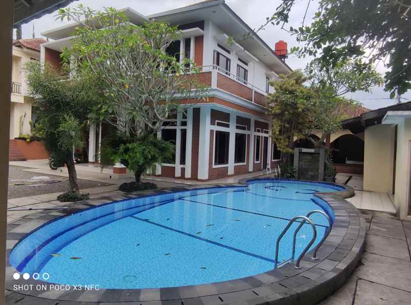 villa alamat jalan cisarua km 80