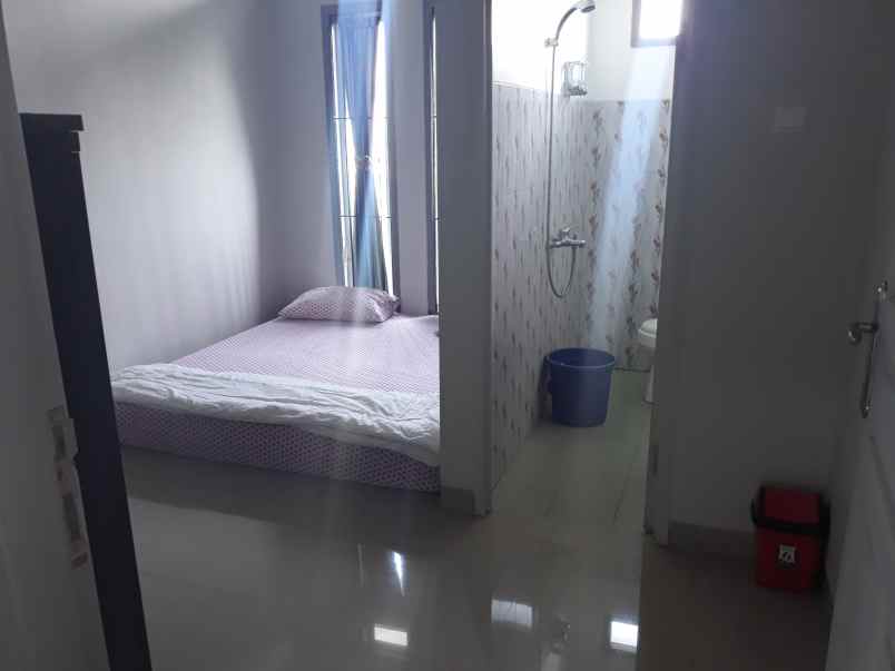 villa alamat jalan cisarua km 80