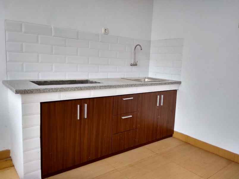 villa lembang bandung dekat dusun bambu parongpong