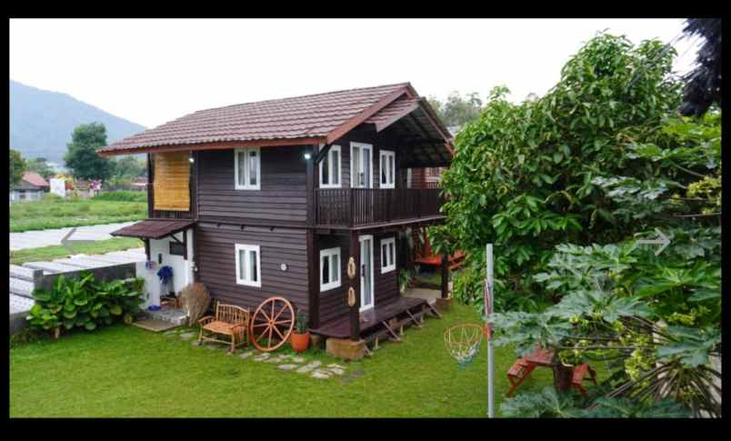 villa nyaman strategis di cisarua lembang