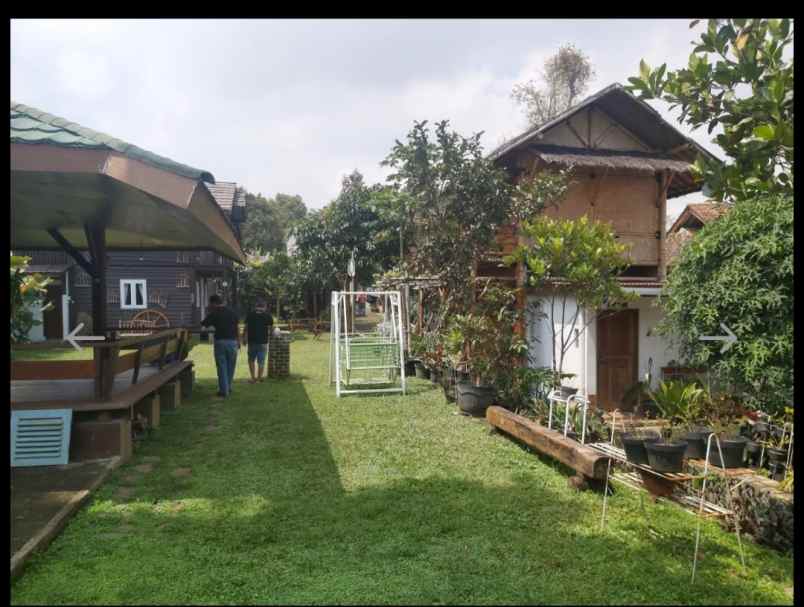 villa nyaman strategis di cisarua lembang