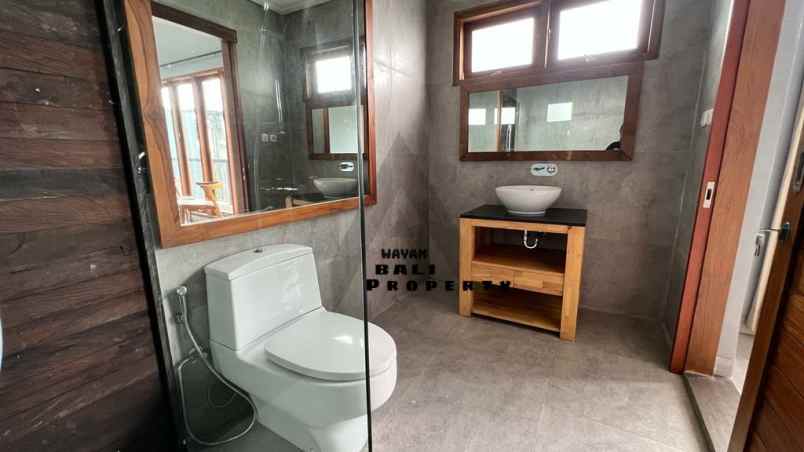 brand new villa view sawah jalan pantai nyanyi