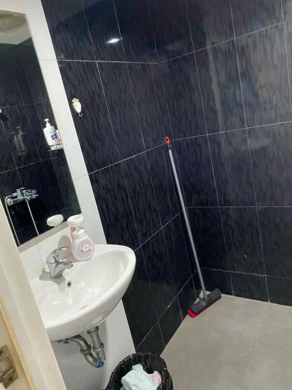 dijual apartemen aston pluit 2 unit jadi 1