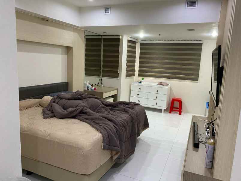 dijual apartemen aston pluit 2 unit jadi 1