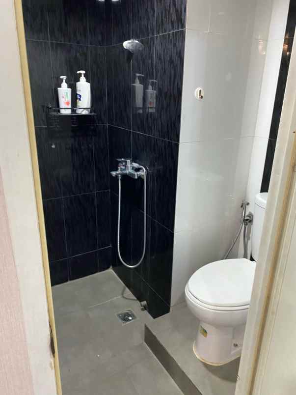 dijual apartemen aston pluit 2 unit jadi 1