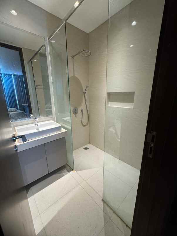 dijual apartemen jalan graha famili