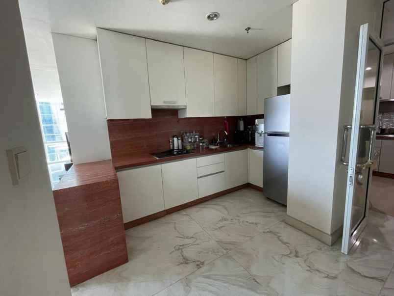dijual apartemen jl raya pantai mutiara tg