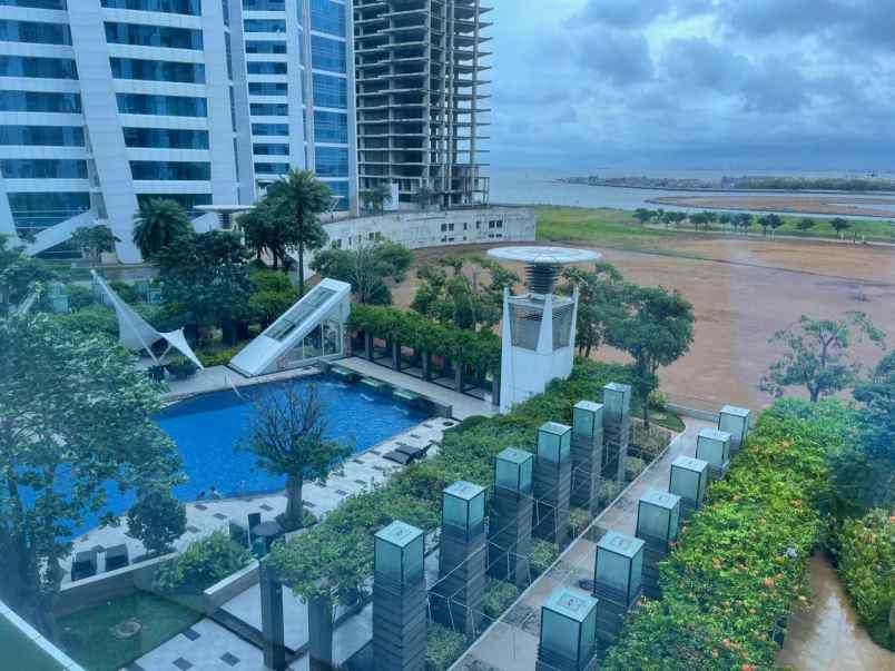 dijual apartemen jl raya pantai mutiara tg