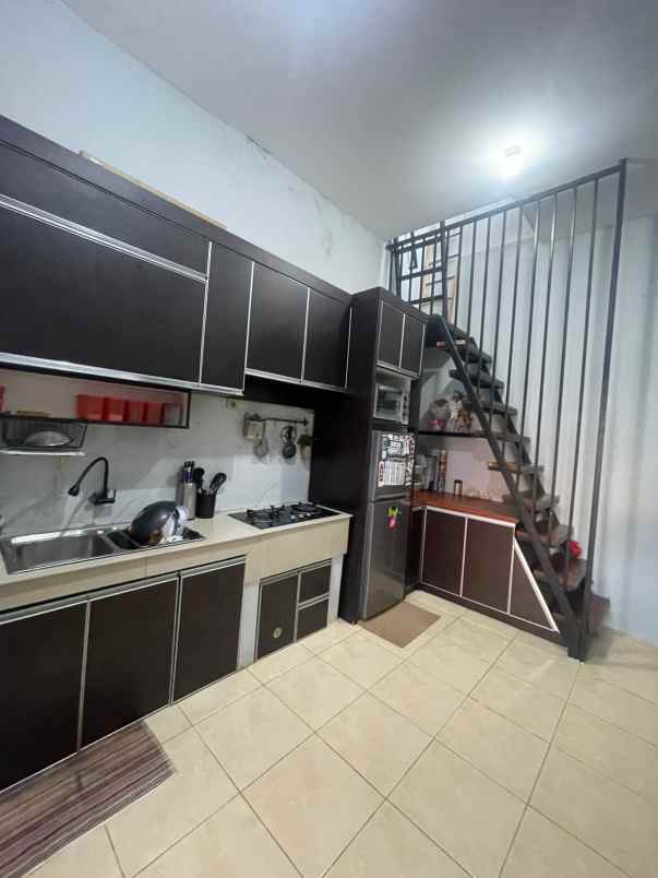 dijual cepat rumah dalam cluster dekat lippo cikarang