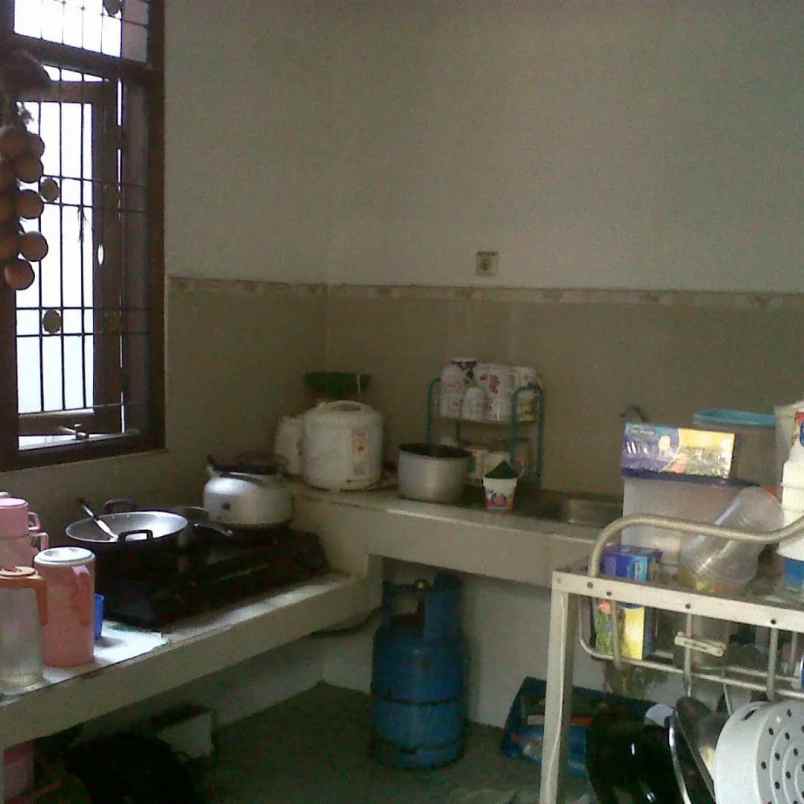 dijual di bawah njop rumah di ostana kawaluyaan