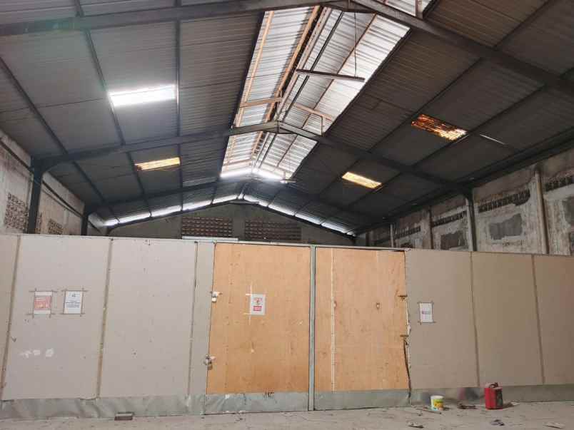 dijual gudang kertajaya lokasi strategis komersial