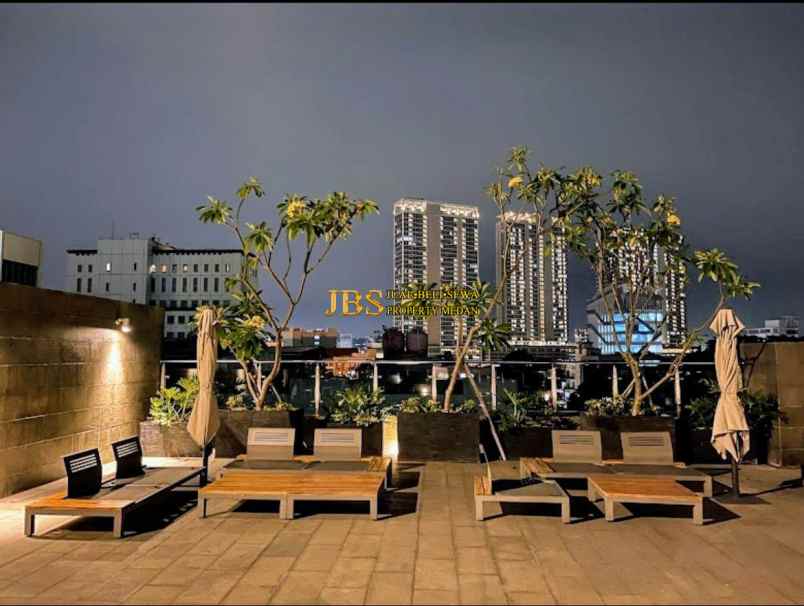 dijual hotel hotel novotel cikini jalan