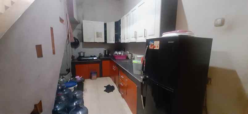 dijual kost cisaranten kulon