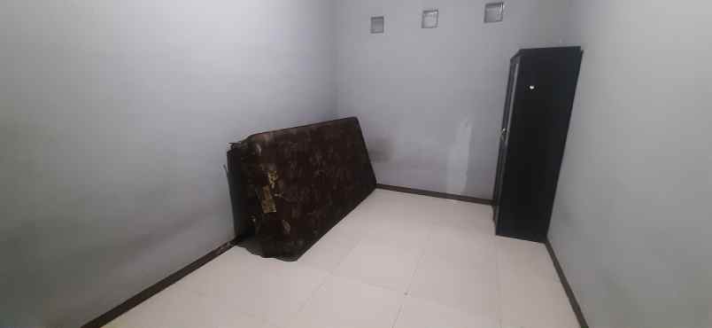 dijual kost cisaranten kulon