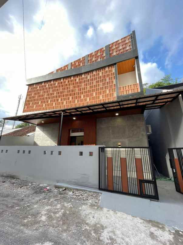 dijual kost jalan kaliurang km 13