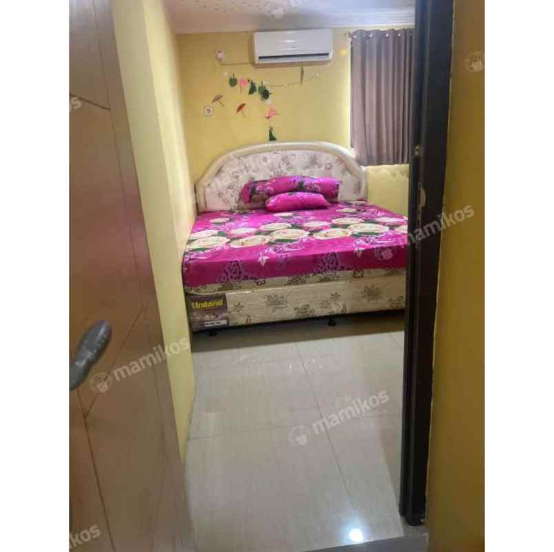 dijual kost jati padang