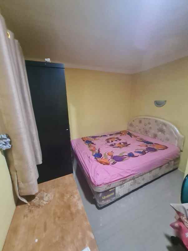 dijual kost jati padang