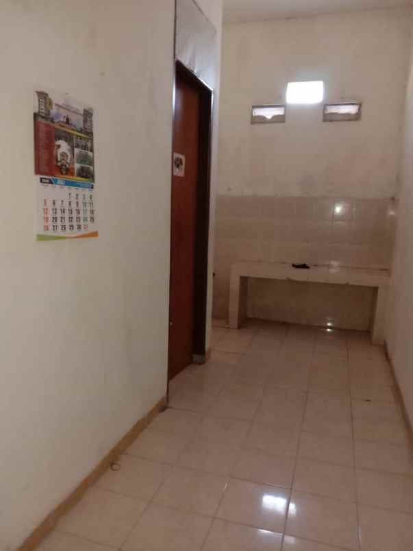dijual kost manyar sabrangan