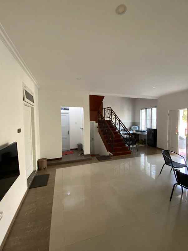 dijual murah rumah danau bogor raya sudah renov shm