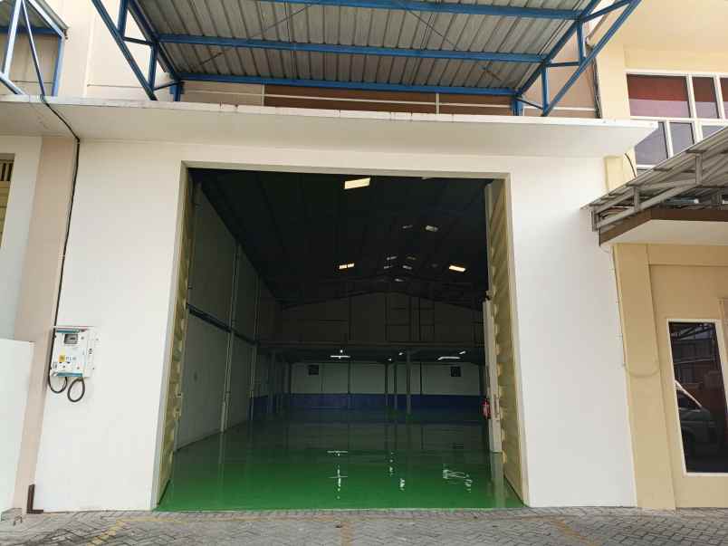 dijual ruko gudang kantor jalan lingkar timur