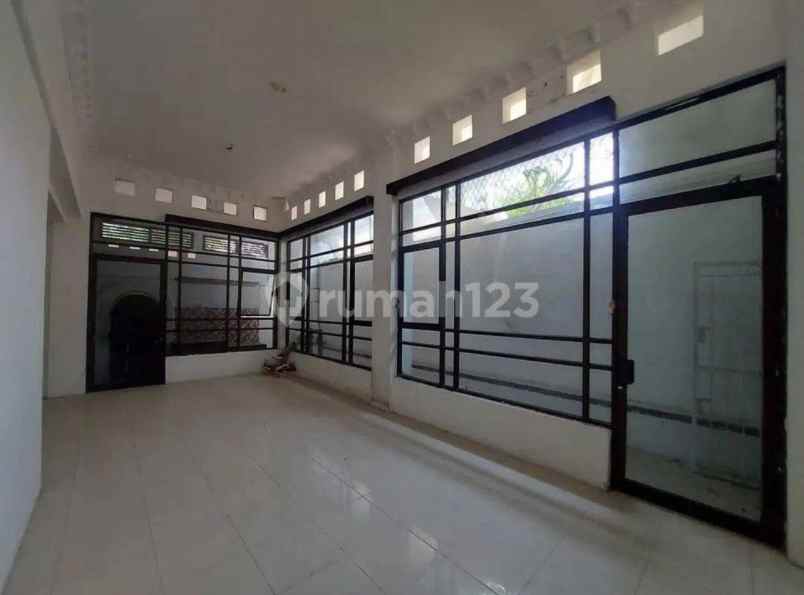 dijual ruko gudang kantor jl cempaka putih tengah