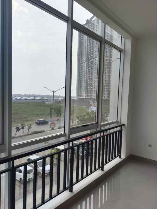 dijual ruko gudang kantor jl otista pik 2