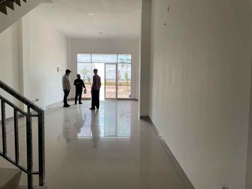 dijual ruko gudang kantor jl otista pik 2