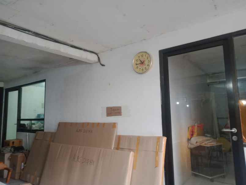 dijual ruko gudang kantor kedinding
