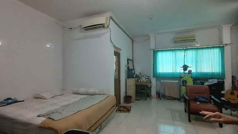 dijual ruko gudang kantor menur pumpungan