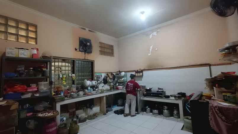dijual ruko gudang kantor menur pumpungan