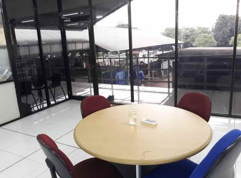 dijual ruko gudang kantor safe n lock rangkah kidul