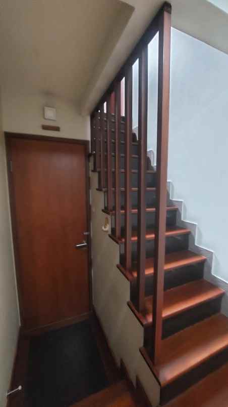 dijual ruko shm 5 lantai di muara karang jakarta utara