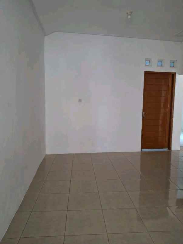 dijual rumah 0 5 km ke ringroad