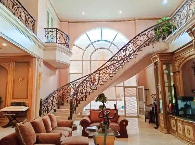 dijual rumah araya galaxy bumi permai