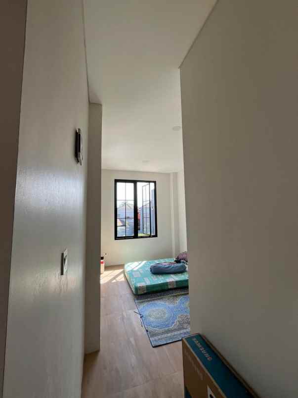 dijual rumah arcamanik