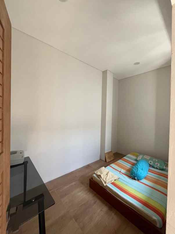 dijual rumah arcamanik