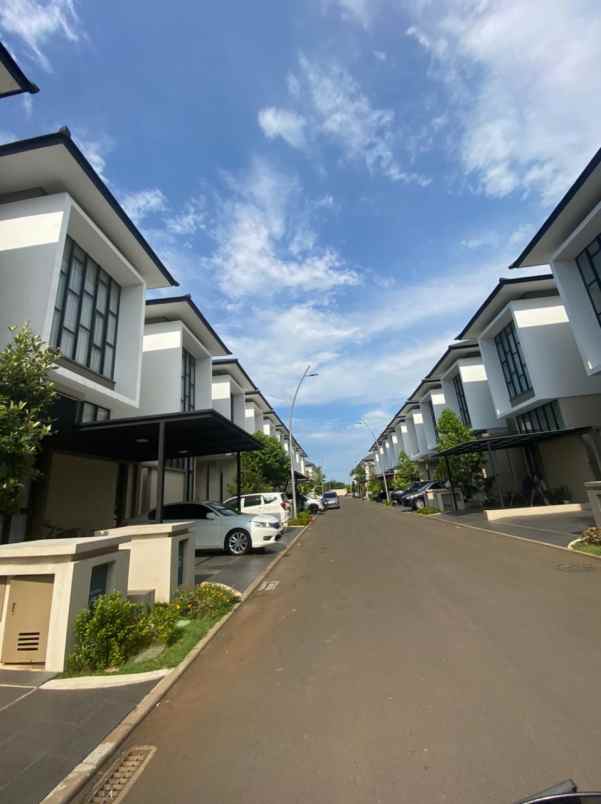 dijual rumah asya