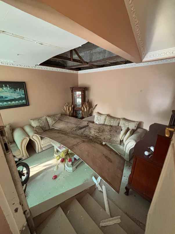 dijual rumah bagus strategis di bukit golf sentul