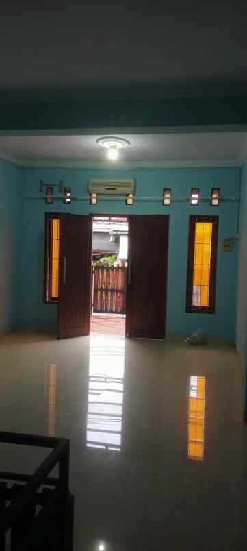 dijual rumah bale kambang