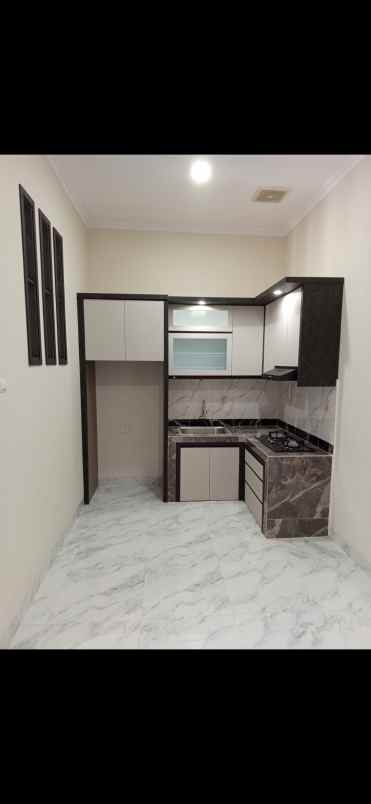 dijual rumah baru cantik simprug di poris