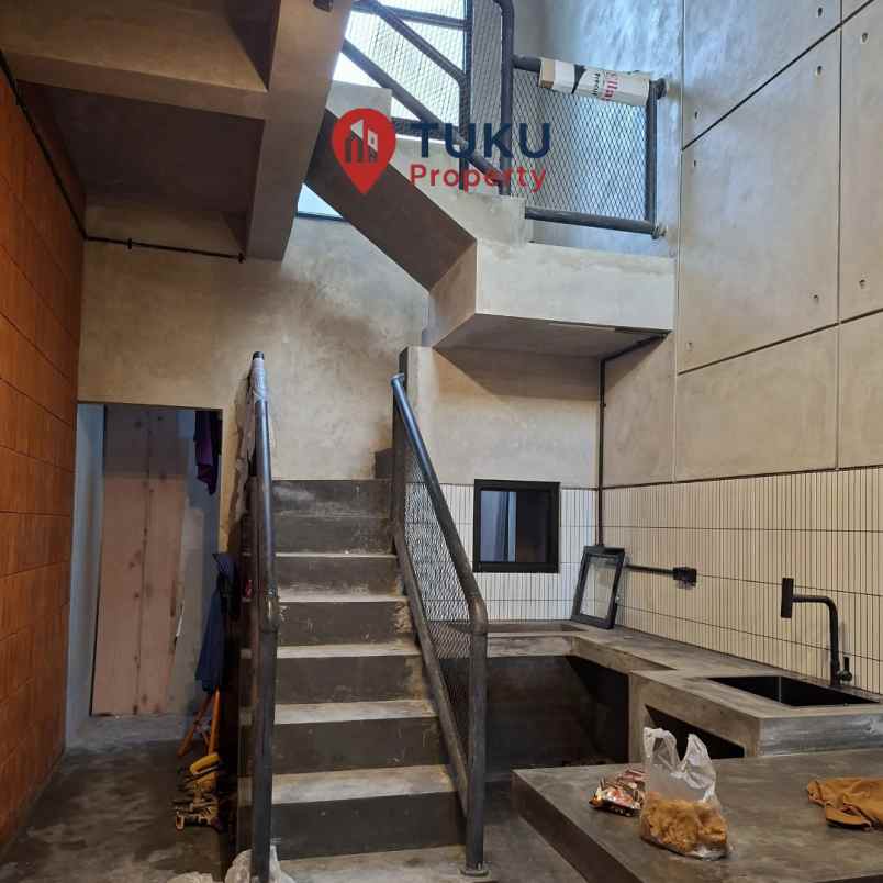 dijual rumah baru elegan di bsd nusa loka