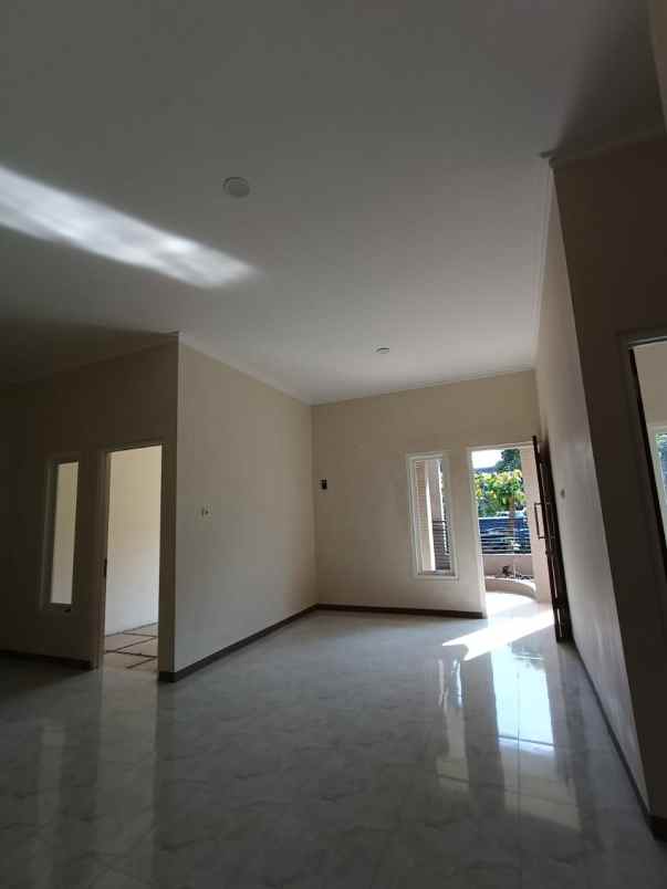 dijual rumah baru lokasi sawojajar 2 malang