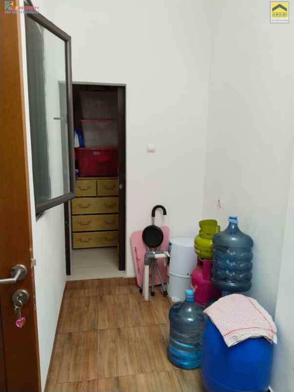 dijual rumah bekasi selatan kota bekasi