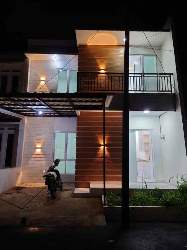 dijual rumah benda baru pamulang