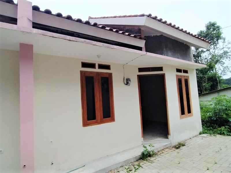 dijual rumah cagar alam pancoran mas