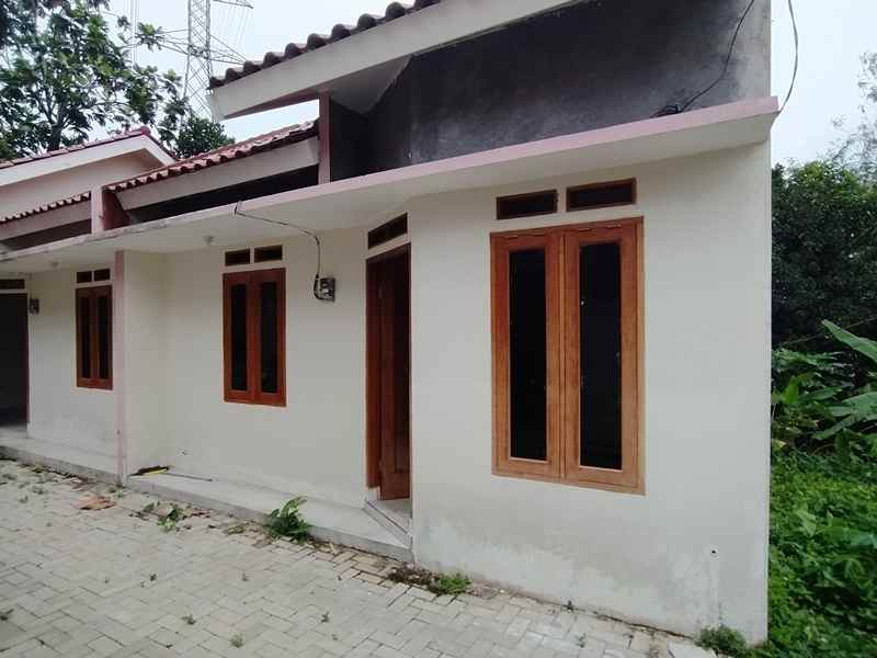 dijual rumah cagar alam pancoran mas