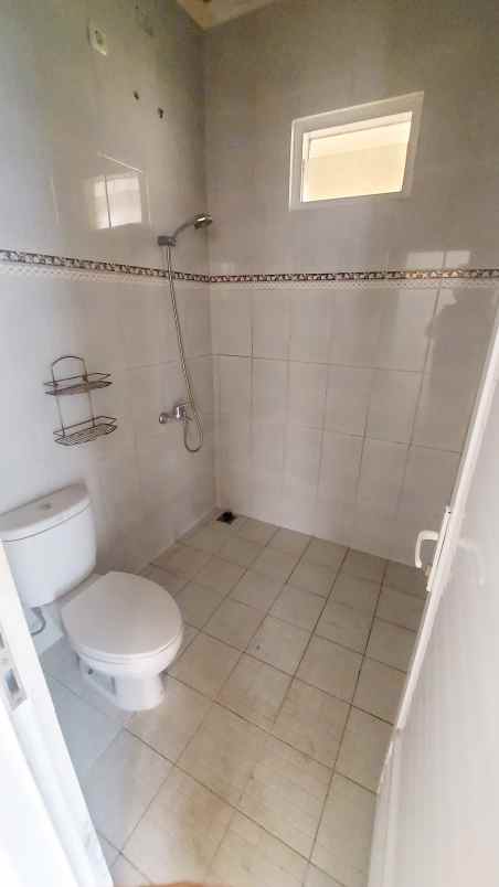 dijual rumah caringin village pancoran