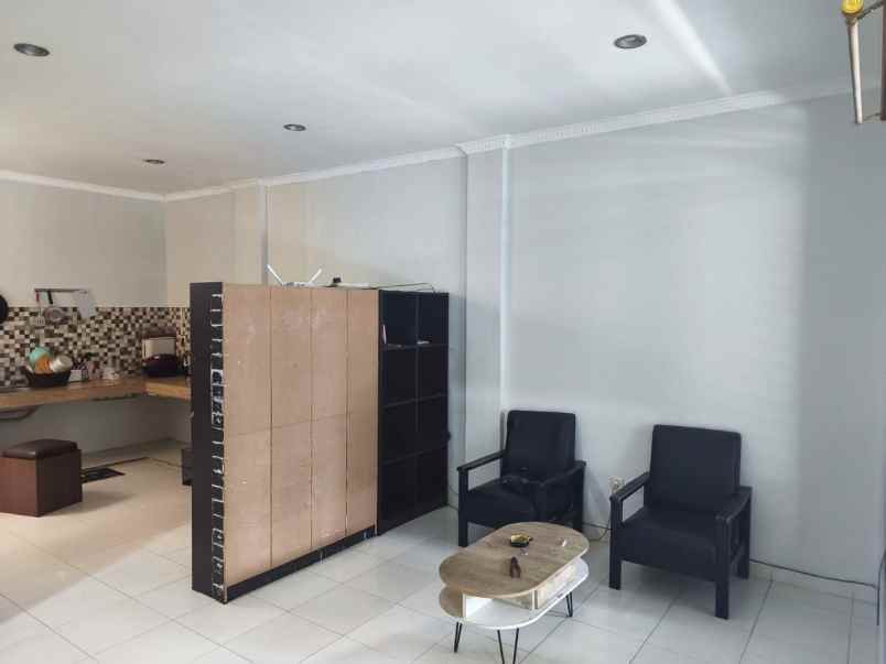 dijual rumah cihanjuang