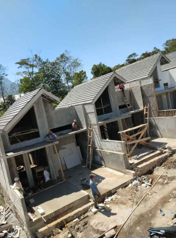 dijual rumah cilengkrang cipadung