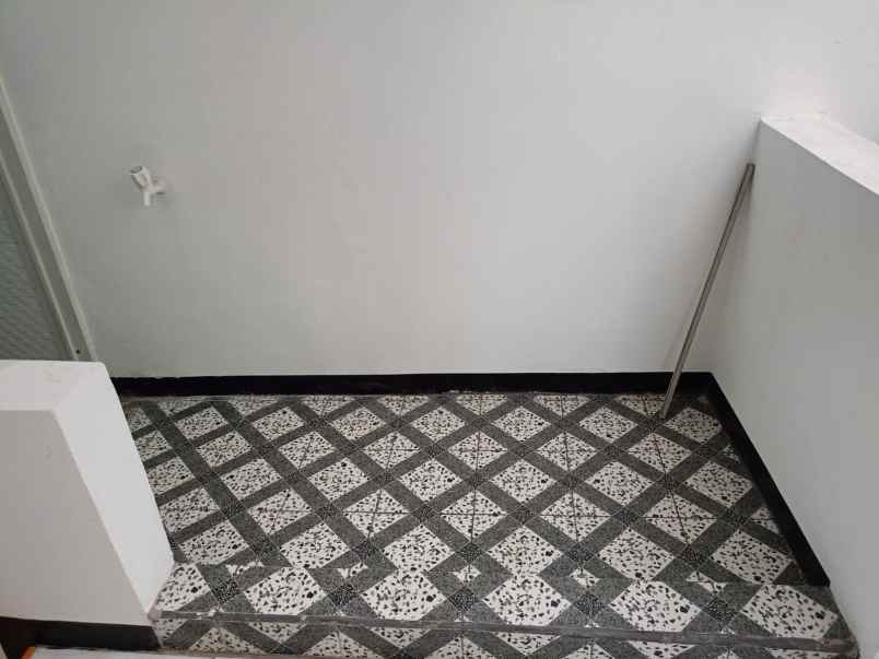 dijual rumah cilodong